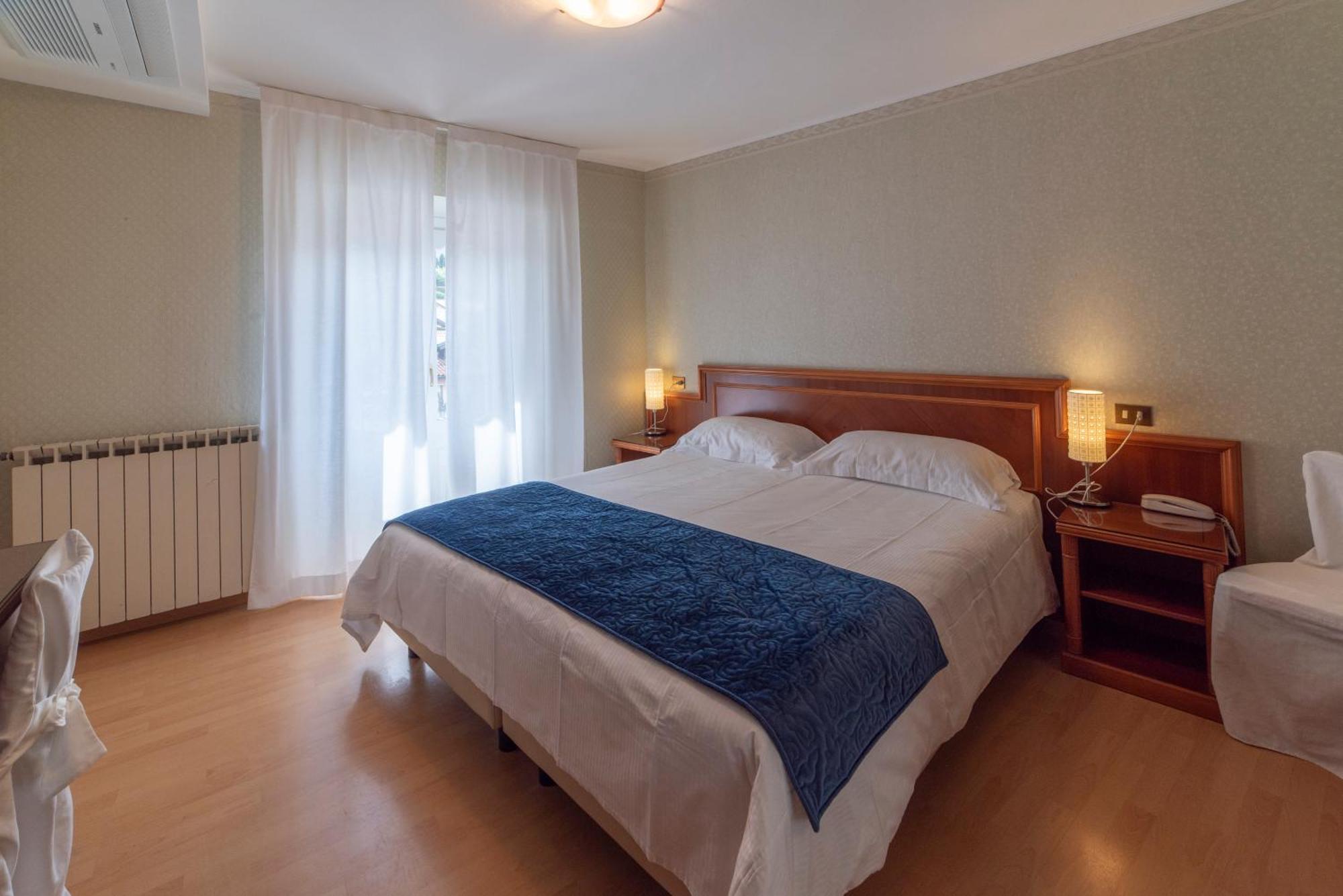 Hotel Due Palme Mergozzo Extérieur photo