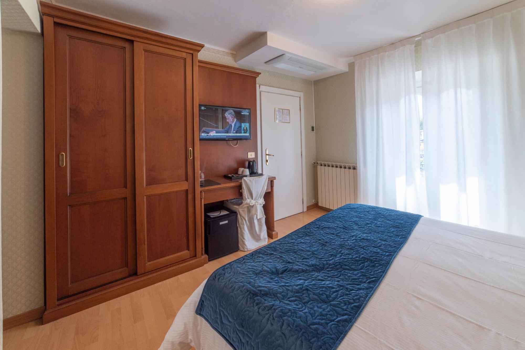Hotel Due Palme Mergozzo Extérieur photo