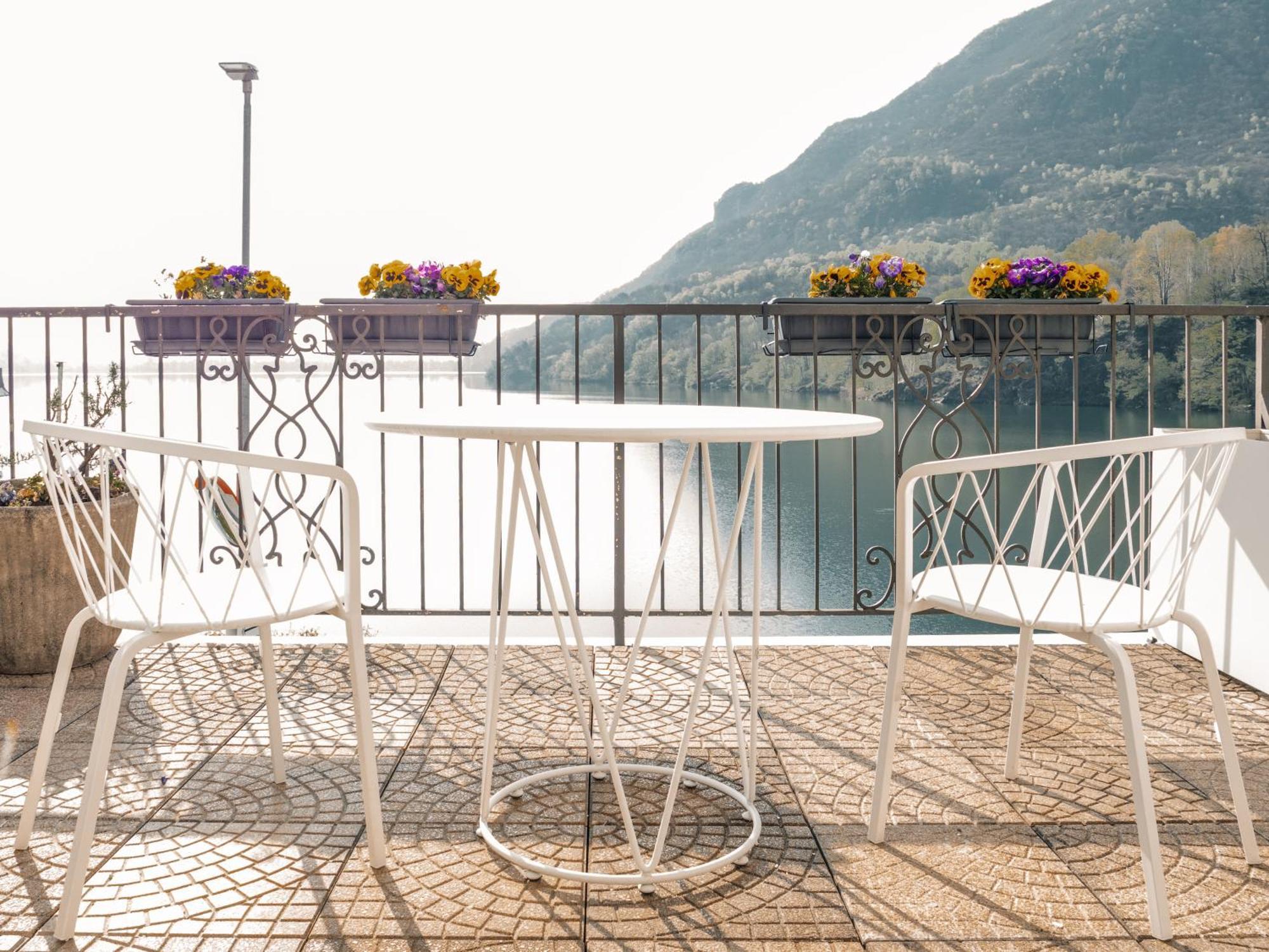 Hotel Due Palme Mergozzo Extérieur photo